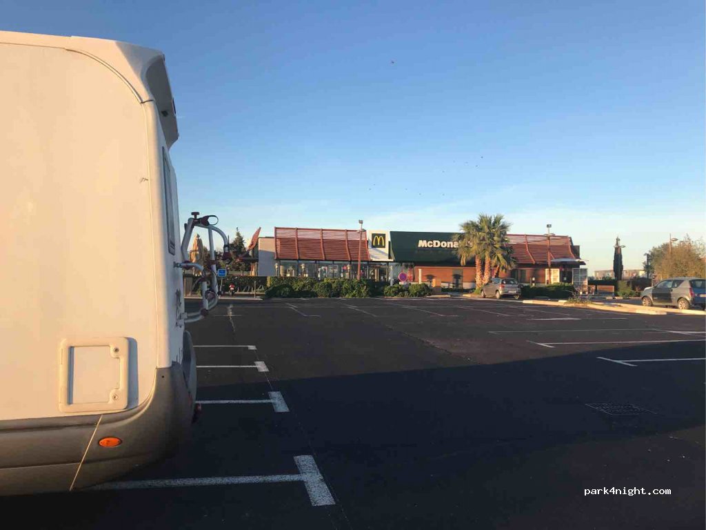 (34500) Béziers - 3928 Route de Narbonne — foto 4