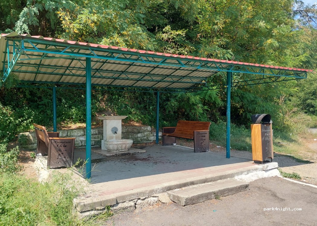 (325700) Oțelu Roșu - 26 Strada Rugului — foto 3