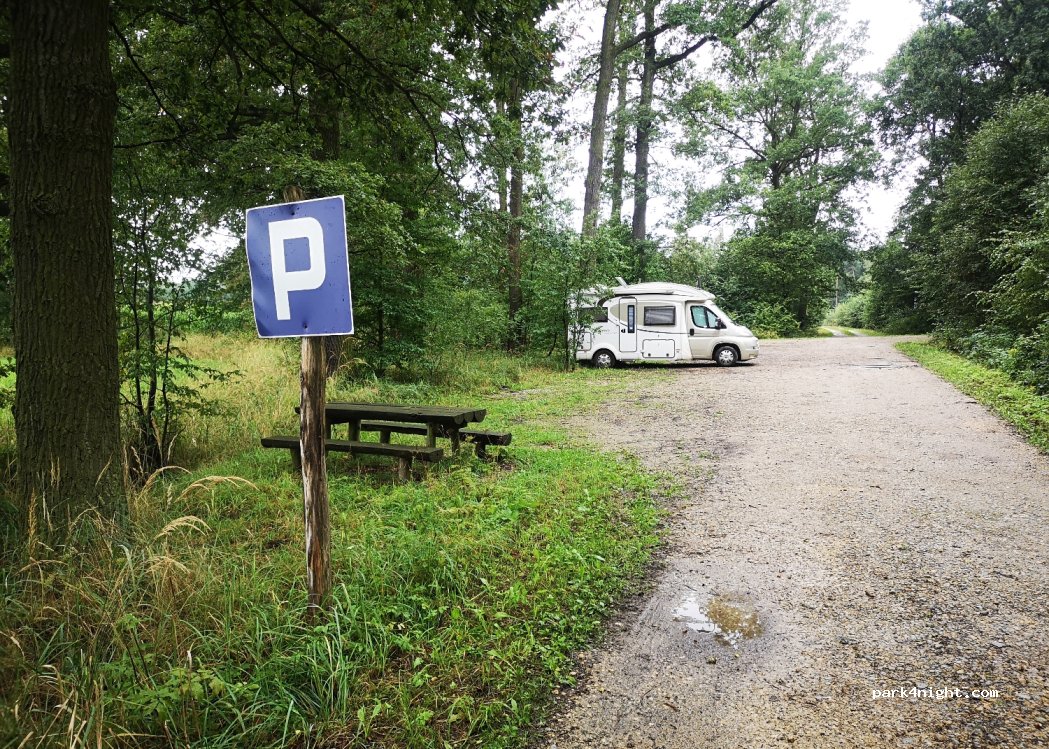 (44) Poniszowice - Unnamed Road — foto