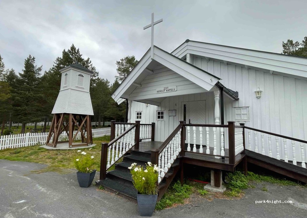 (8519) Narvik - 8 Tyttebærvik — foto
