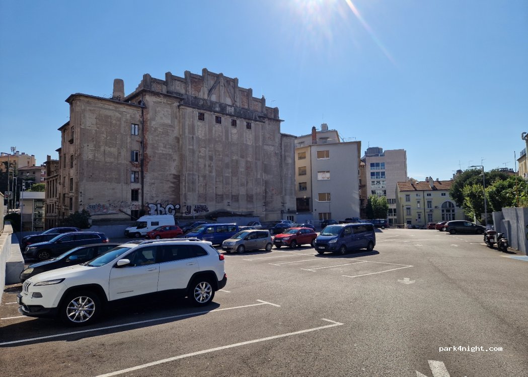 (51000) Rijeka - 12B Ciottina ulica — foto