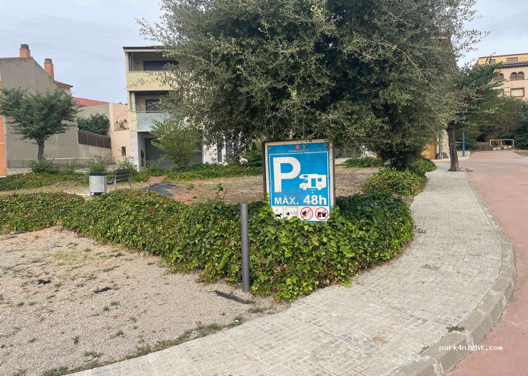 (08280) Calaf - 3 Plaça de Bertran Morros — foto 3