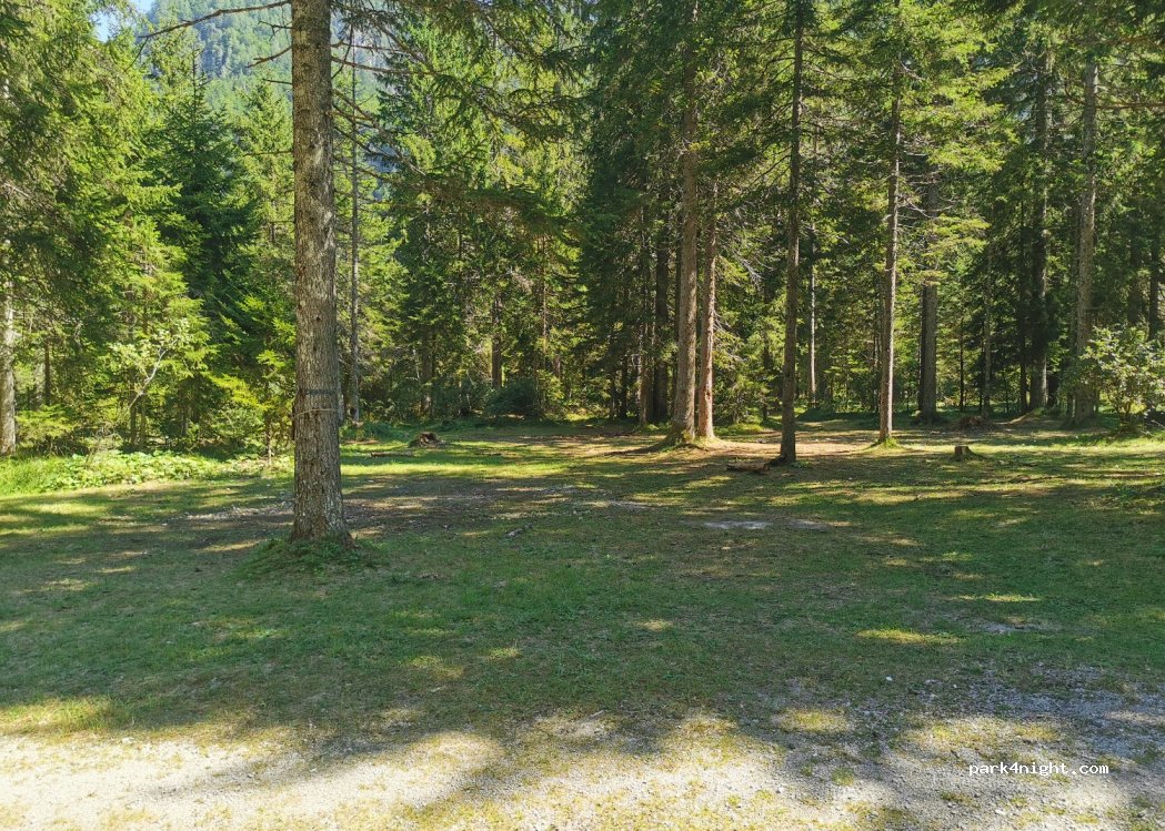 (33010) Malborghetto Valbruna - — foto