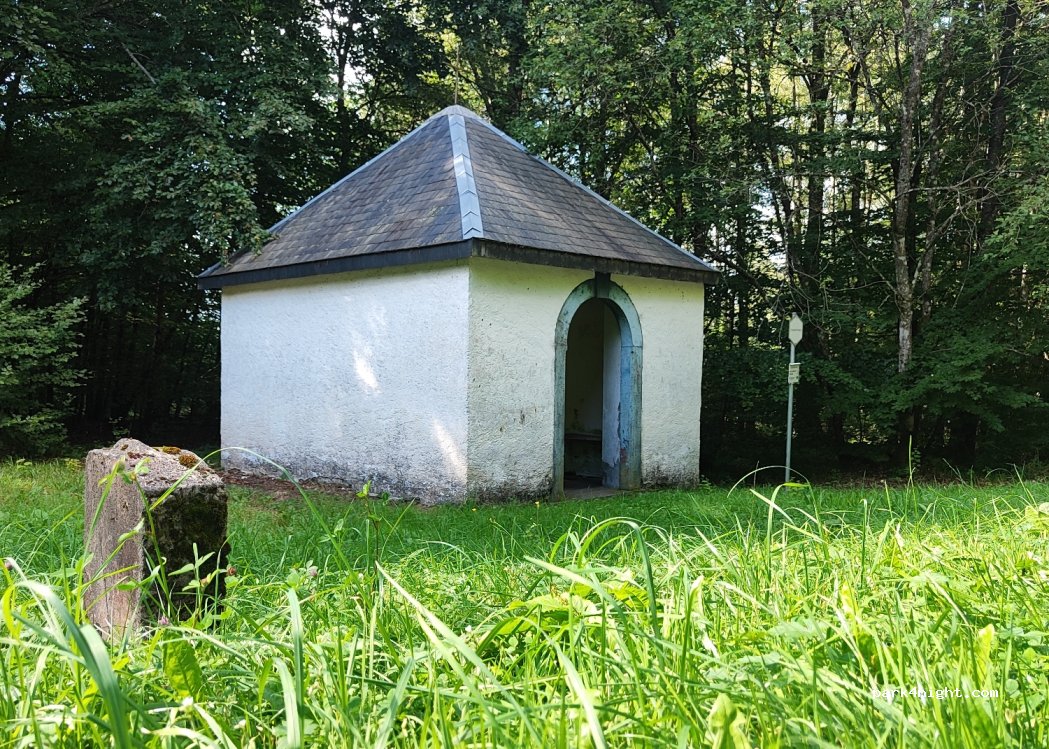 (6860) Léglise - — foto 2