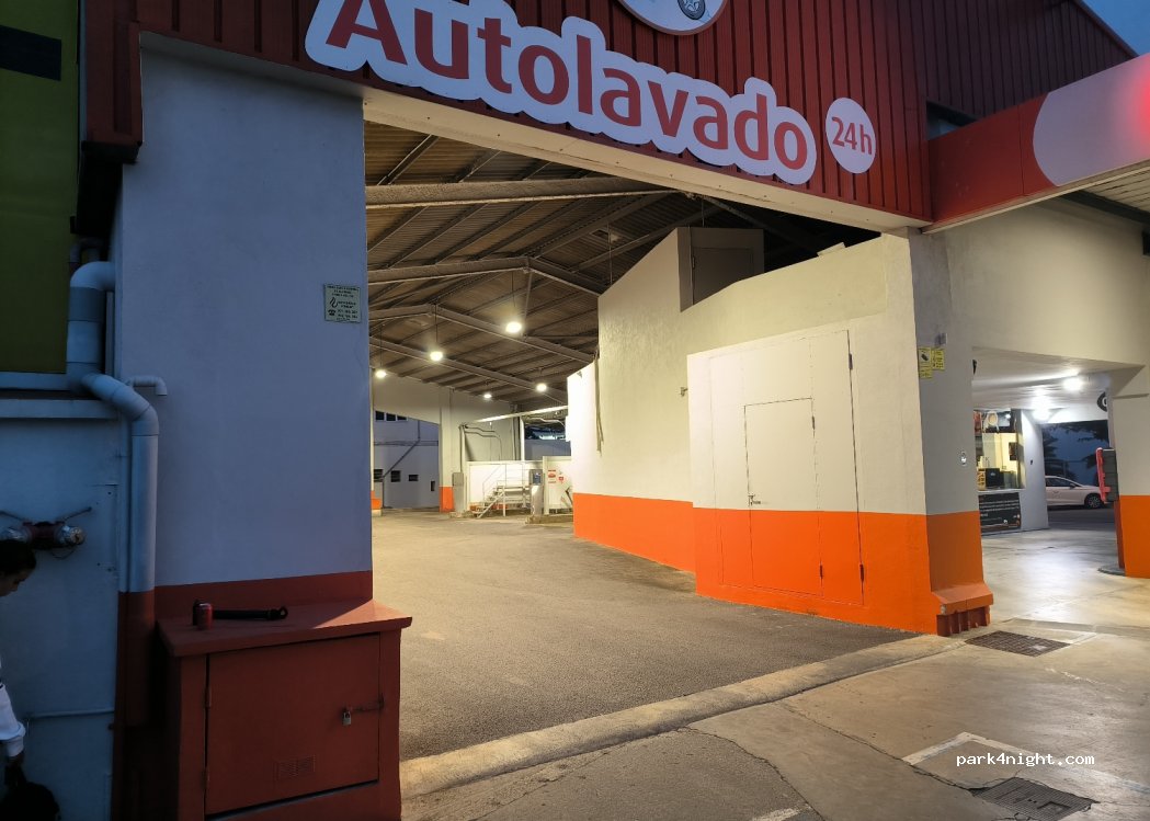 (07714) Poima - 2 Avenida Francesc Femenias — foto