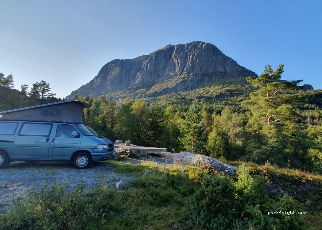 Stølshaugane | Parkering Storehesten — foto
