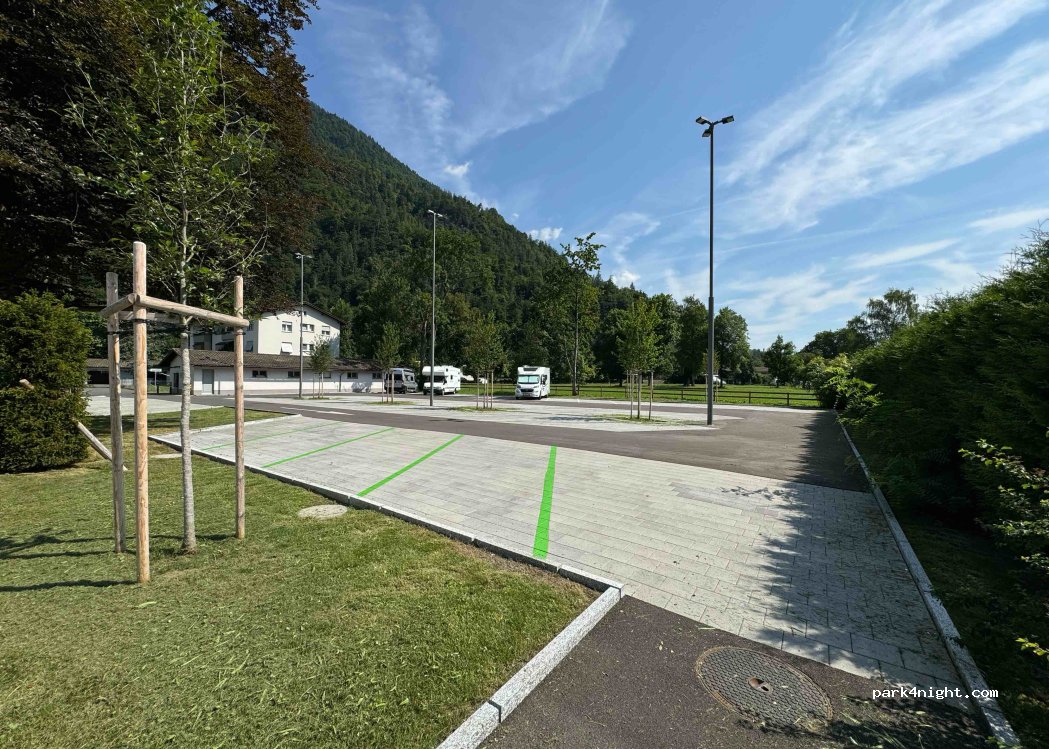 (3800) Interlaken - 51 Strandbadstrasse — foto 2