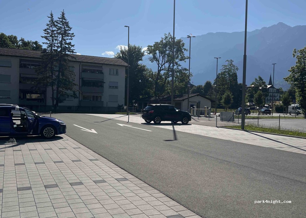 (3800) Interlaken - 51 Strandbadstrasse — foto 3