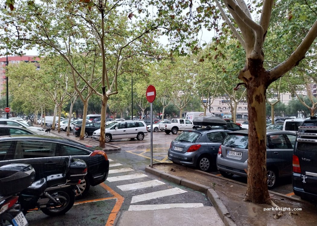 (50008) Zaragoza - 33 Camino de las Torres — foto