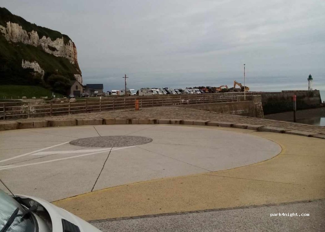 (76460) Saint-Valery-en-Caux - 9 Sentier des Douaniers — foto