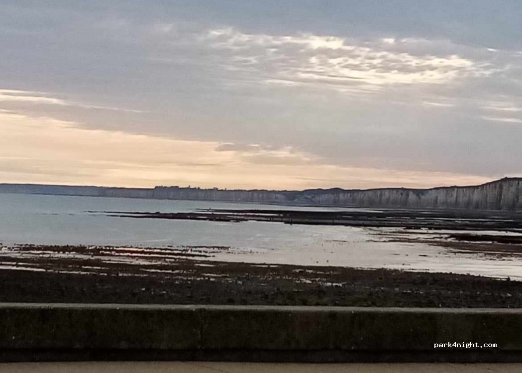 (76460) Saint-Valery-en-Caux - 9 Sentier des Douaniers — foto 2