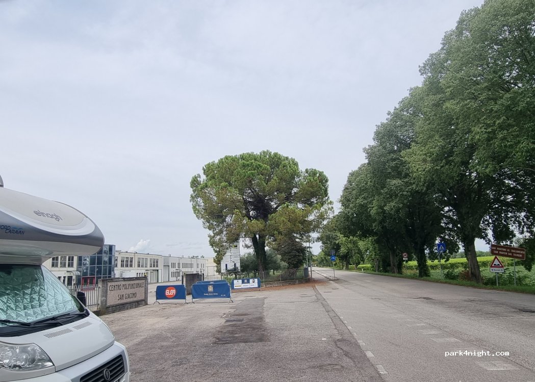 (33098) San Martino Al Tagliamento - Via S. Giacomo — foto