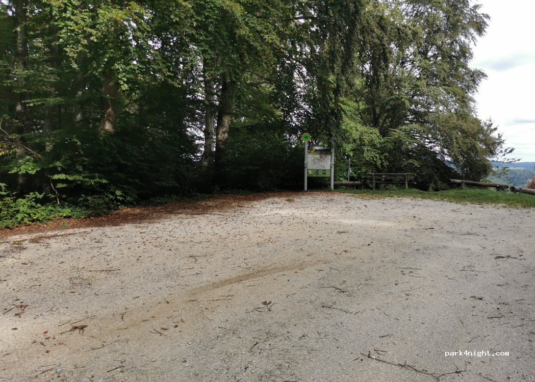 Rietheim - Parkplatz am Föhrenberg — foto