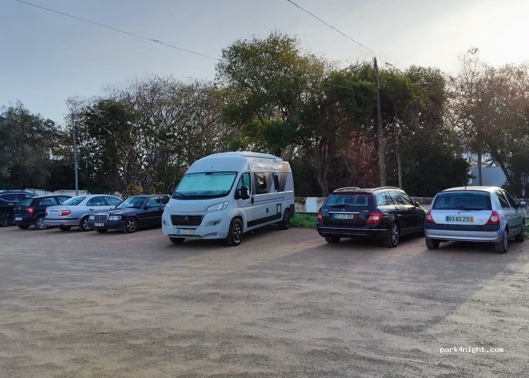 (8100) Loulé - 33 Avenida 25 de Abril — foto 4
