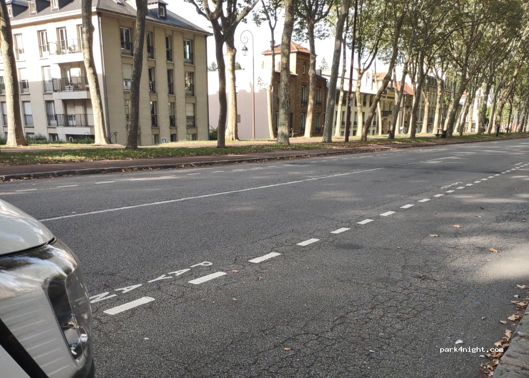 (78000) Versailles - 40 Avenue de Saint-Cloud — foto