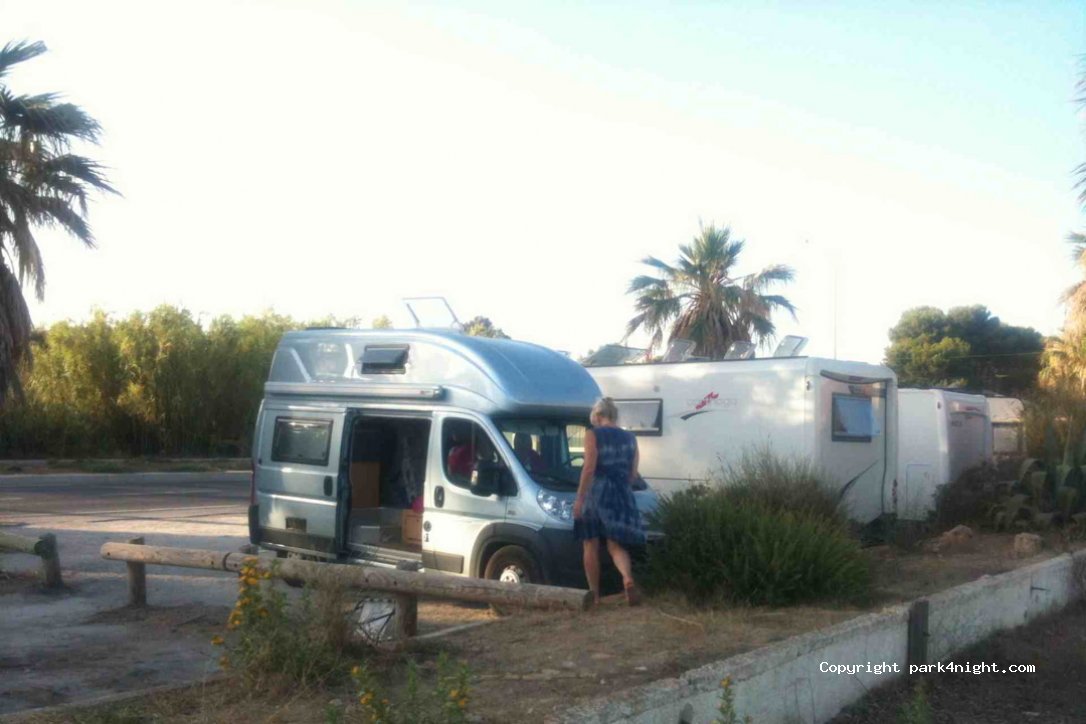 (83400) Hyères - 1550 Boulevard de la Marine — foto