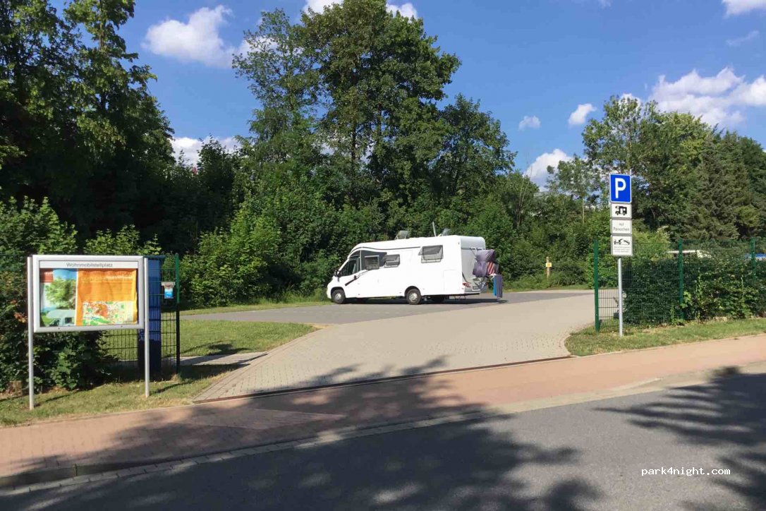 (37520) Osterode am Harz - 14 Schwimmbadstraße — foto 2
