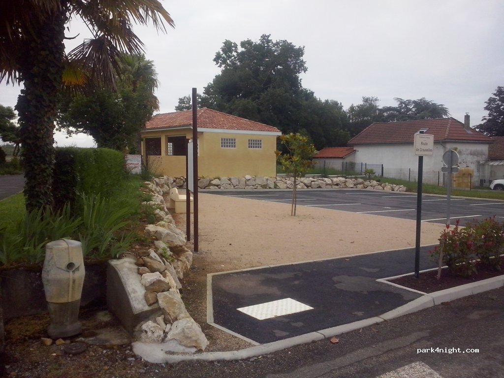(64330) Aubous - 61 D292 — foto