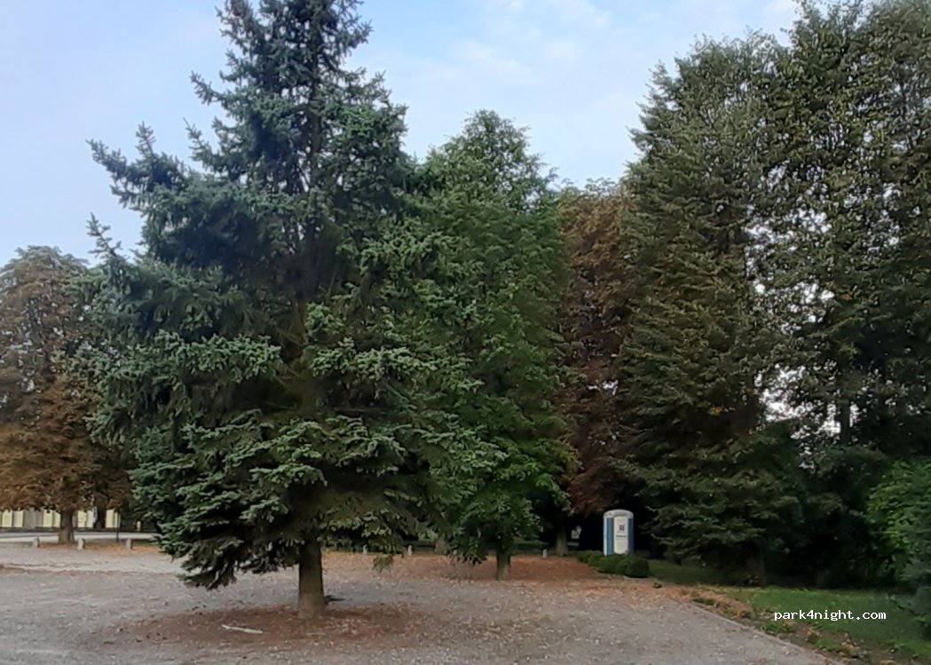 (99-300) Woźniaków - — foto