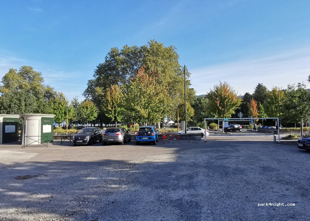 (73100) Aix-les-Bains - 235 Avenue du Grand Port — foto
