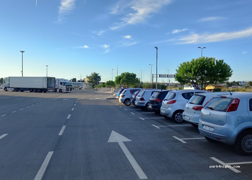 (23000) Zadar - 22a Gaženička cesta — foto 4