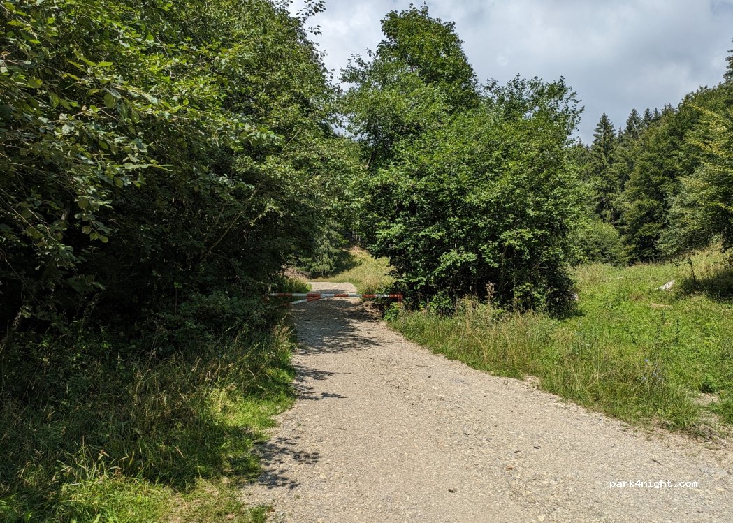 (013 15) Čičmany - — foto 2