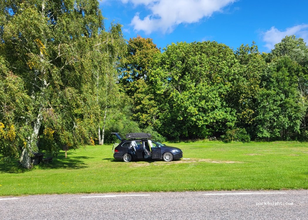 (465 95) Lekåsa - Unnamed Road — foto