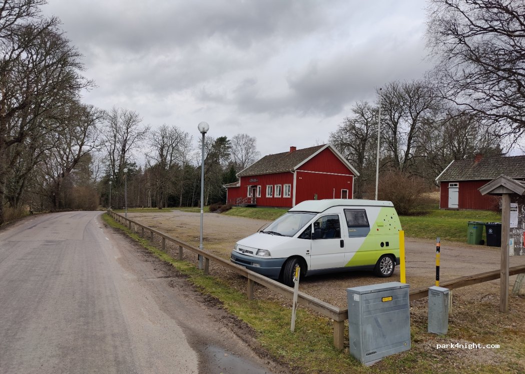 (465 95) Lekåsa - Unnamed Road — foto 2