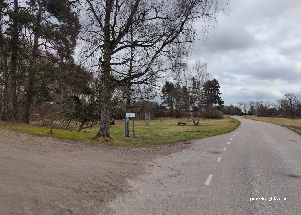 (465 95) Lekåsa - Unnamed Road — foto 3