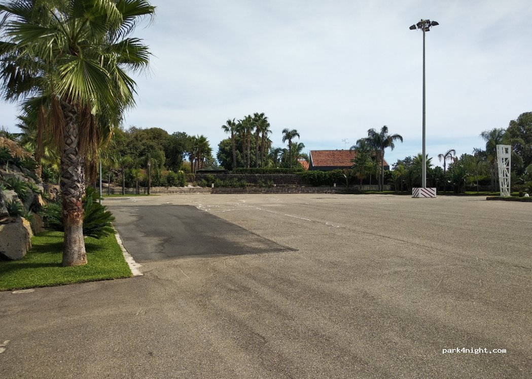 (95024) Acireale - 26 Via Sclafani — foto