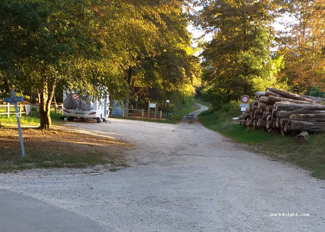 (25220) Roche-lez-Beaupré - — foto 2