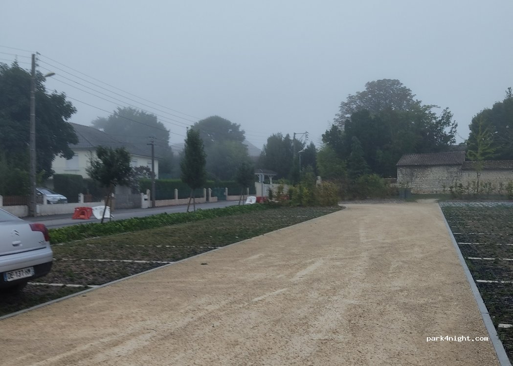 (86170) Neuville-de-Poitou - 45 Rue Thibaudeau — foto 2