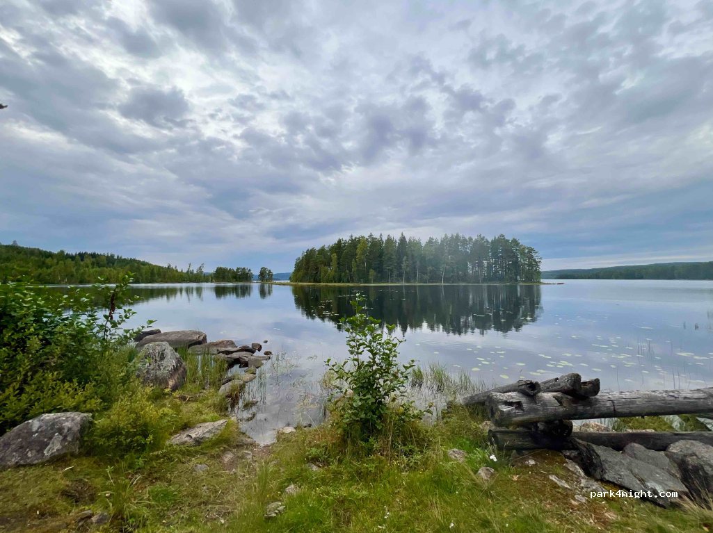 (2224) Varaldskogen - — foto 2