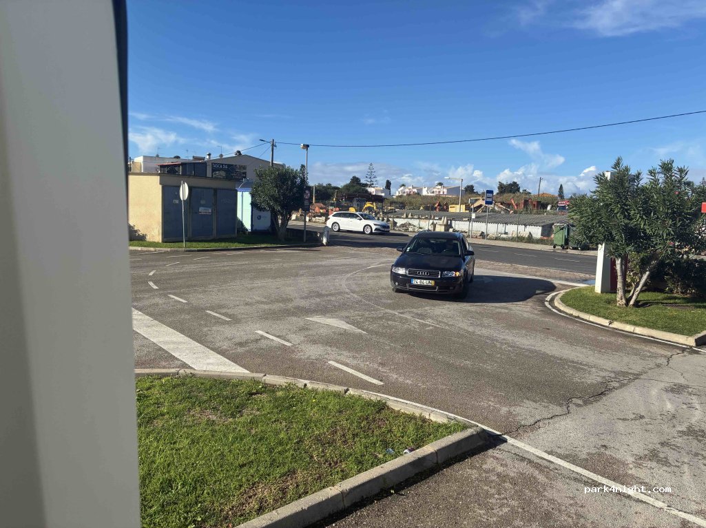(8400) Porches - EM530 — foto 4