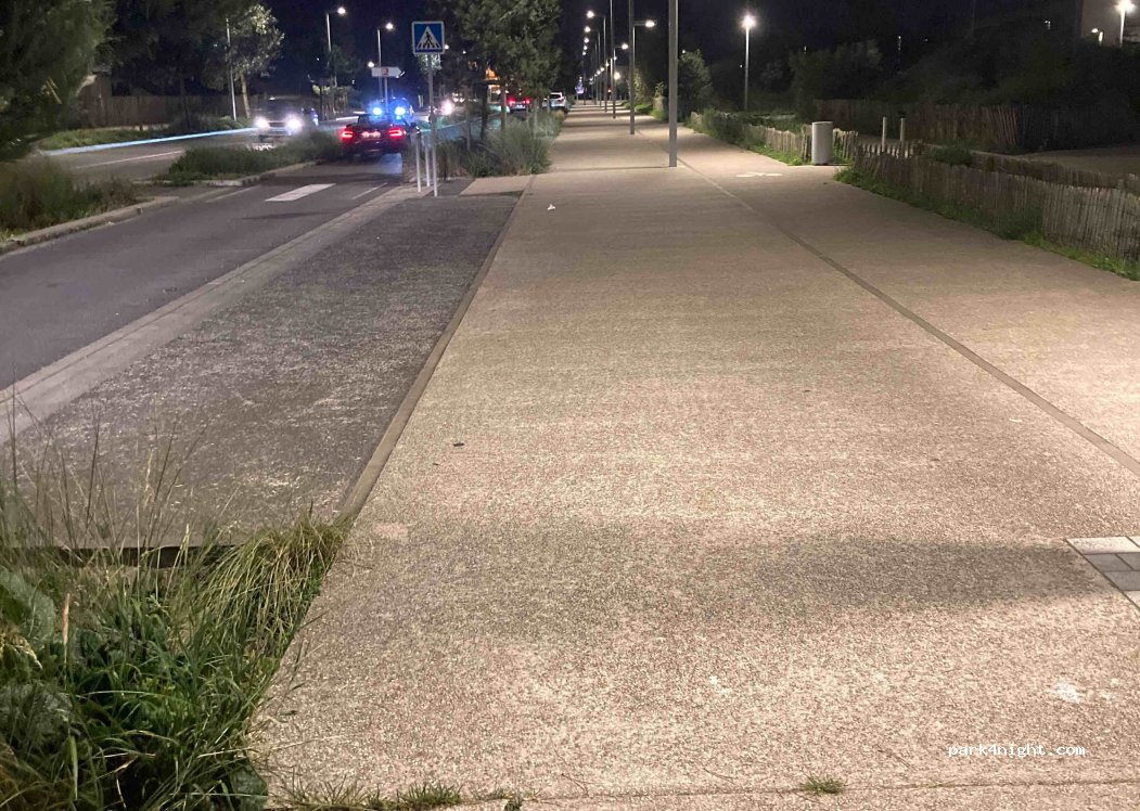 (62100) Calais - 201 Avenue Winston Churchill — foto