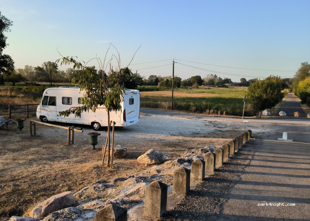 (30190) Moussac - 1 Chemin du Stade — foto