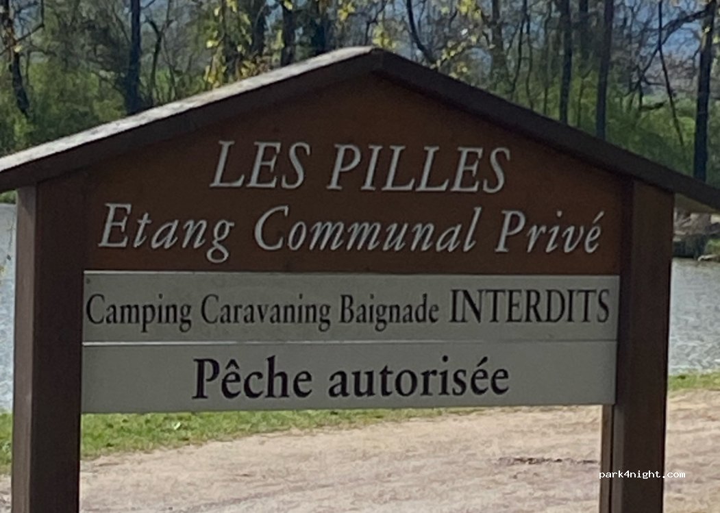 (01370) Val-Revermont - Unnamed Road — foto 2