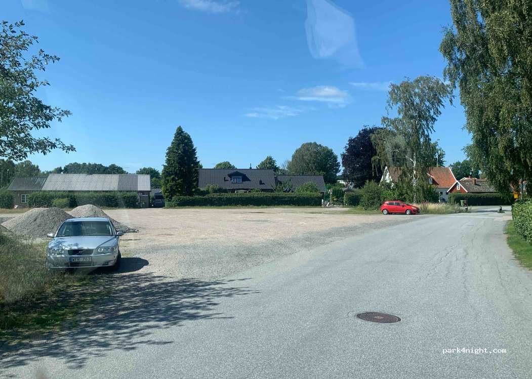 (371 60) Lyckeby - 8 Gamla Brovägen — foto 4
