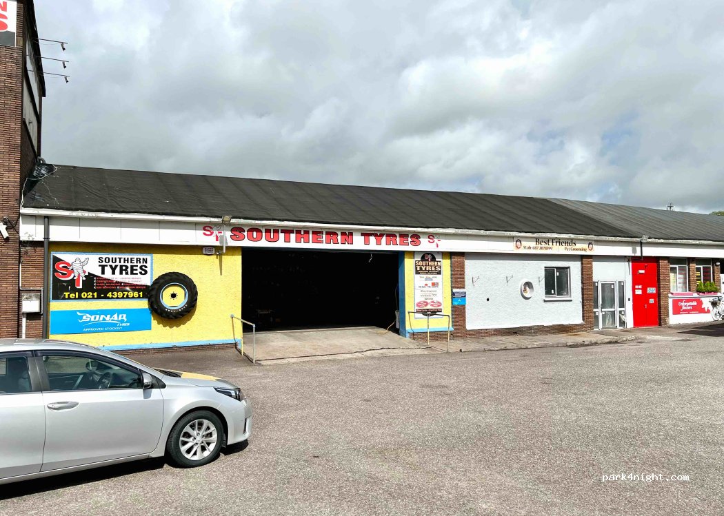 (T23 RYN3) Cork - Blackpool Park — foto 3