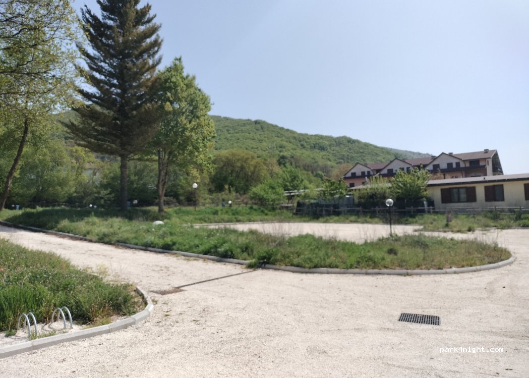 Area camper Sella Di Corno — foto 4
