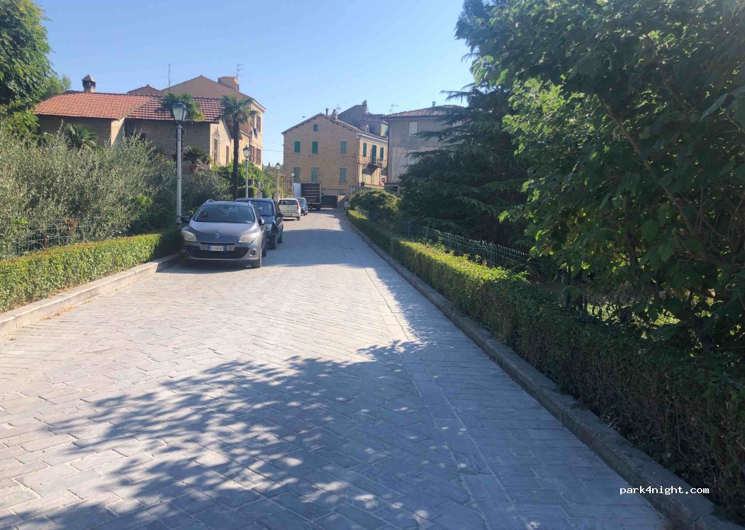 (63073) Offida - 98 Via Roma — foto