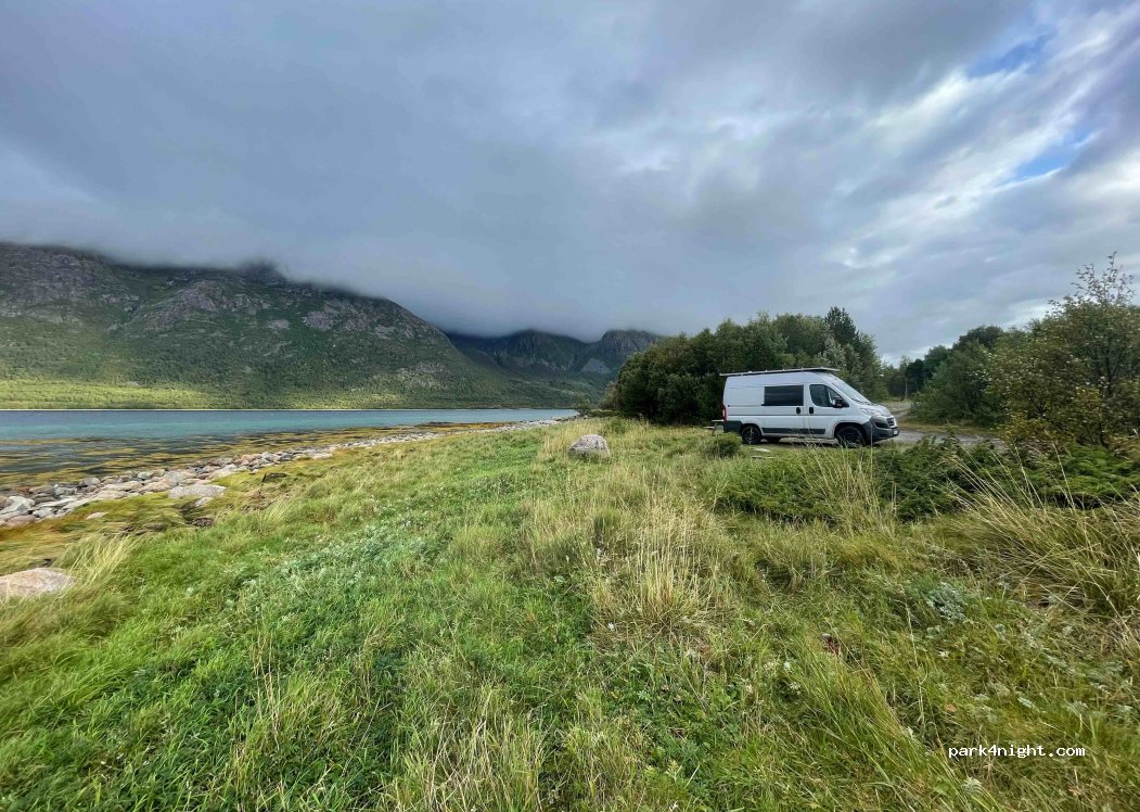 (9392) Stonglandseidet - — foto