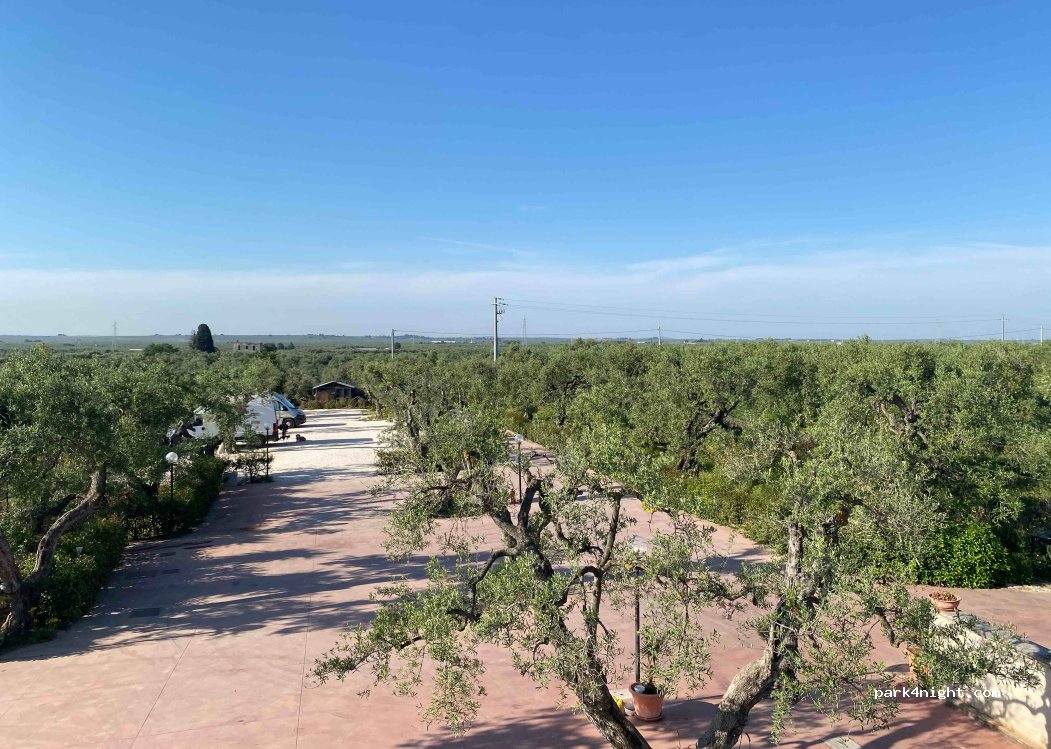 Area Sosta Camper Tenuta Pupetta — foto