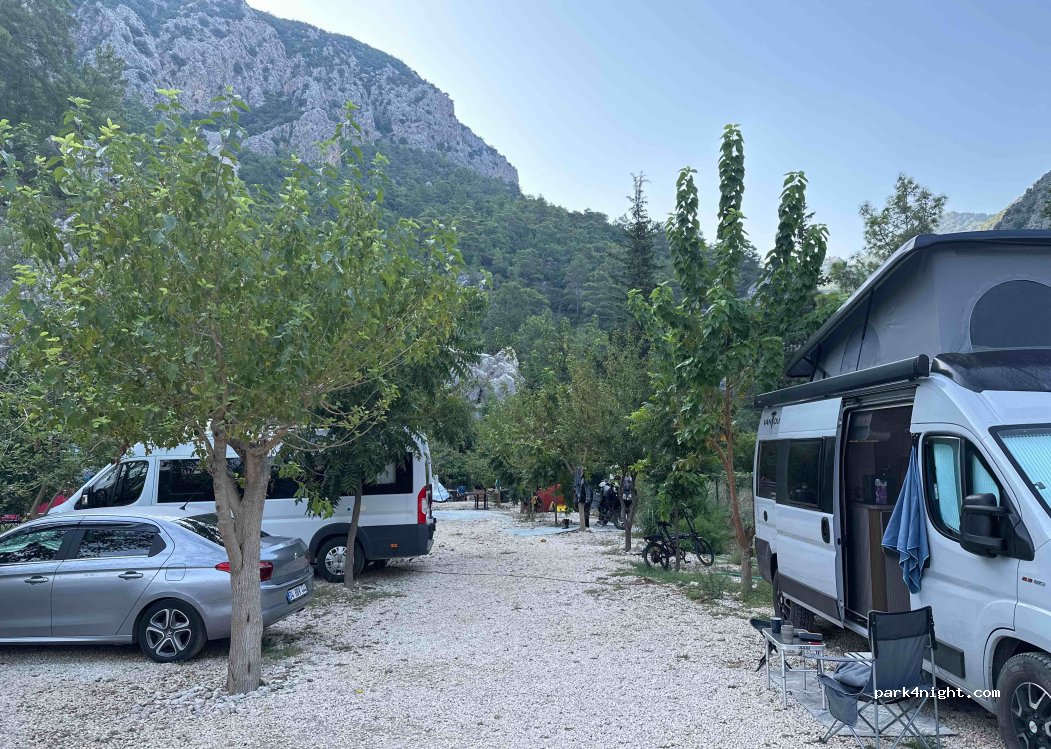 Olimpos Korsan Camping — foto