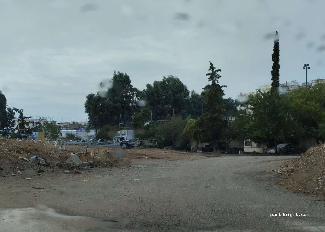 (188 63) Perama - Unnamed Road — foto 2