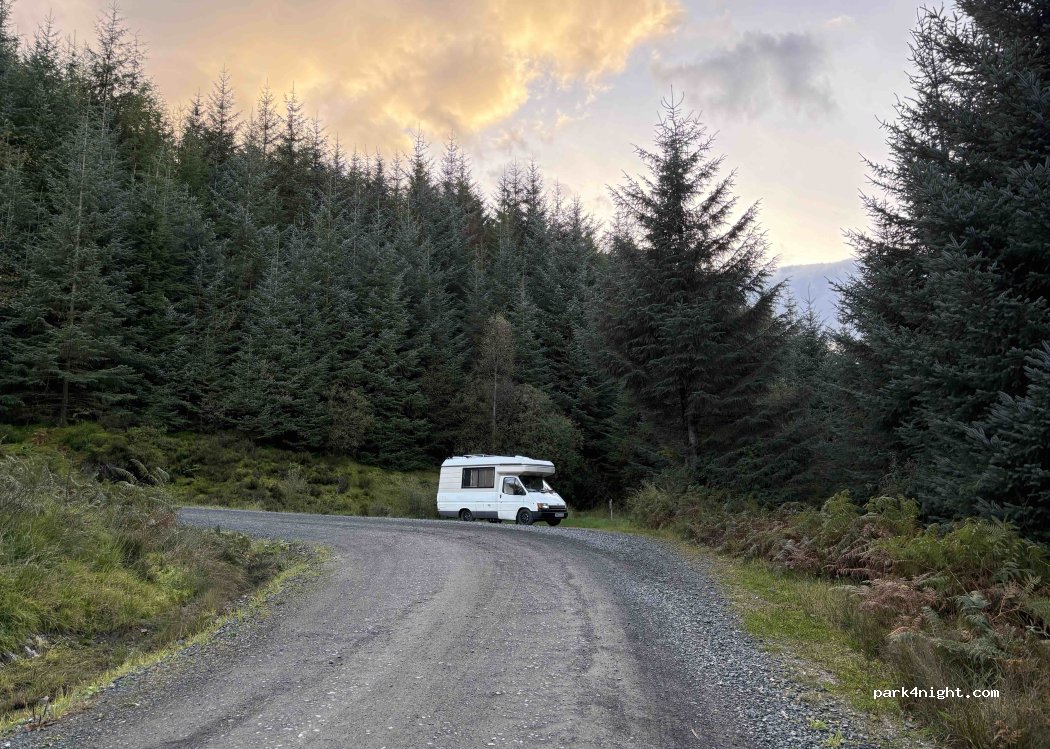 (FK8) Aberfoyle - Unnamed Road — foto 2