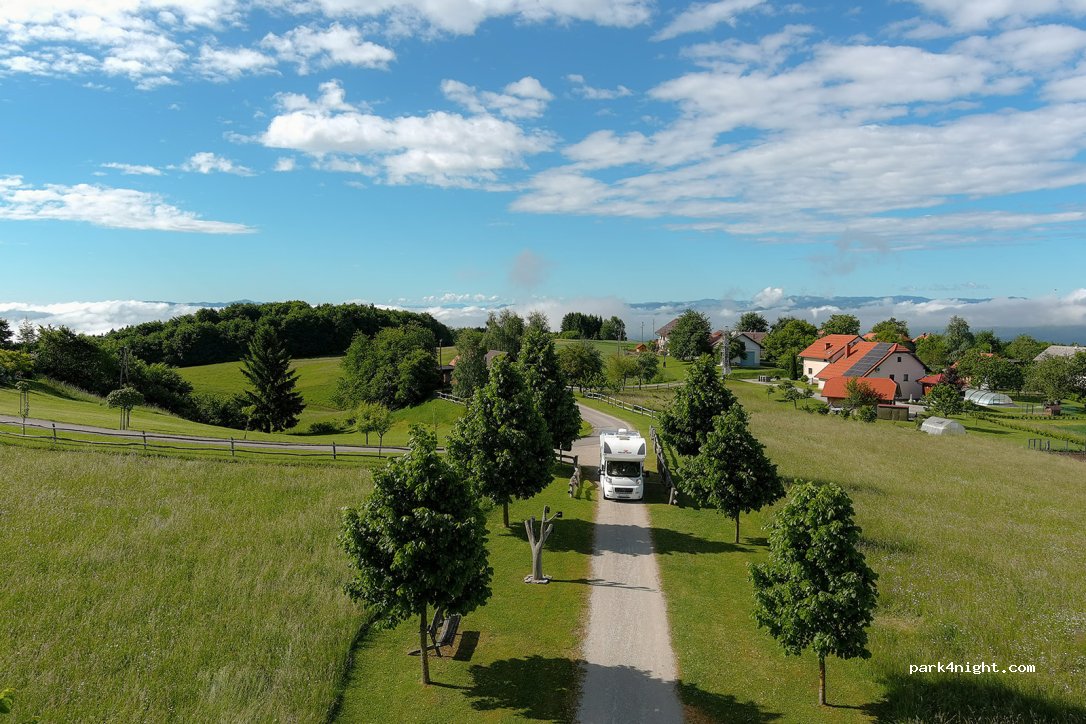 Camping in Pristava Tourist Village — foto 2