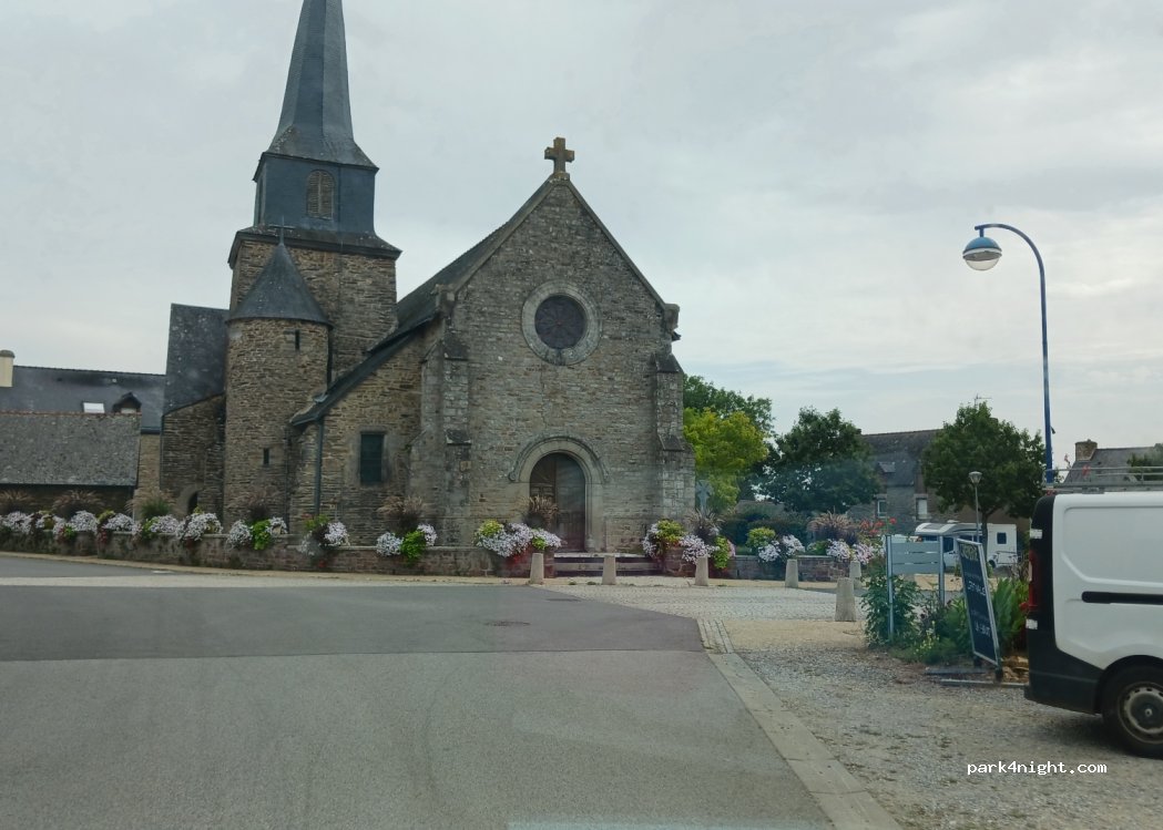 (56800) Ploërmel - 4 Rue des Jonquilles — foto 2