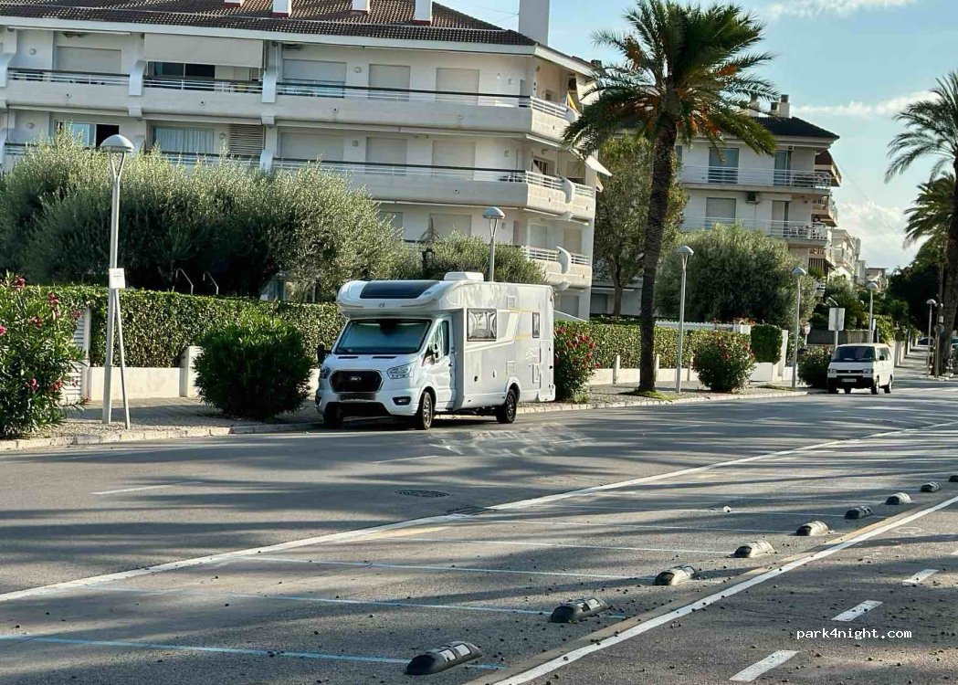 (08800) Vilanova i la Geltrú - 38 Passeig de Ribes Roges — foto 2