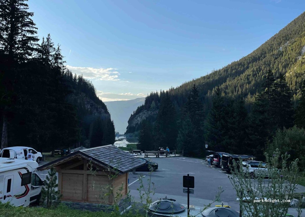 (73120) Saint-Bon-Tarentaise - Rue des Avals — foto 2